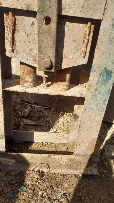 G'isht stanok lego g'ishtga moljanlangan