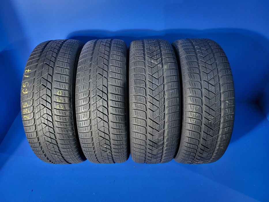 Vand 4 anvelope Pirelli Scorpion M+S 235 65 17  104H