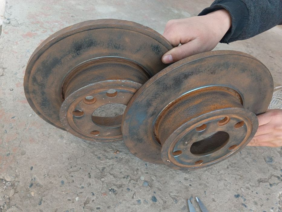 Volkswagen Transporter T4 тормозной диск 2 штук