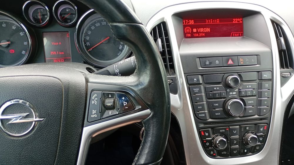 OPEL Astra 2011 — imagine 5