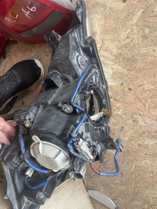 Ляв ксенонов фар за Nissan Murano