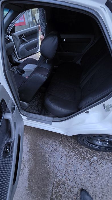 Lacetti 2011 metan bor srochna sotiladi