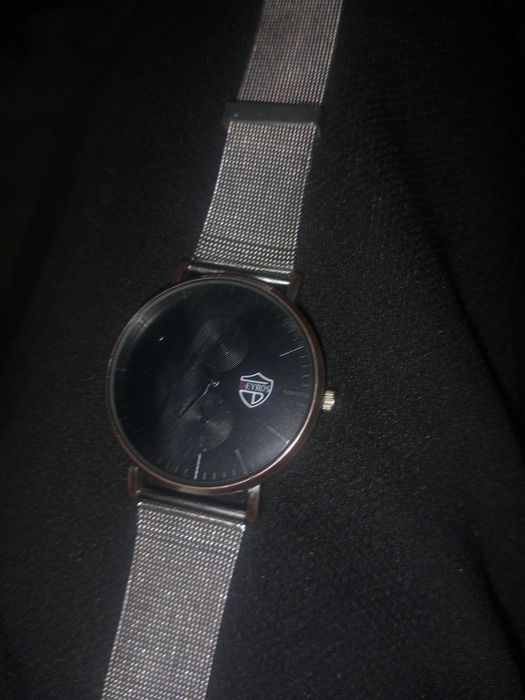 Часы наручные механические