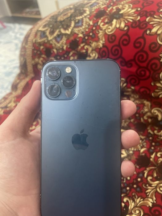 Iphone 12 pro и iphone  12