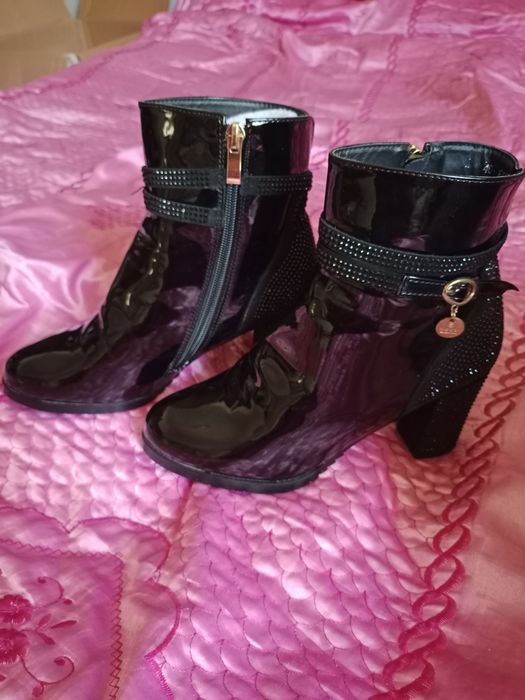 Женский обувы новый