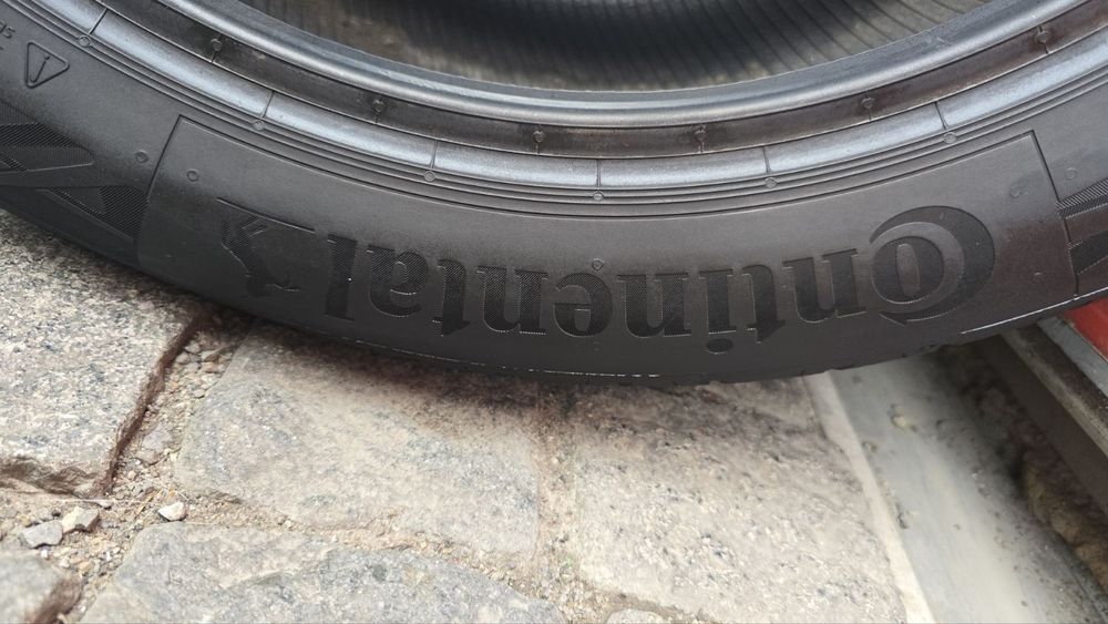 Летни гуми 245 45 18 4бр Continental sport contact7