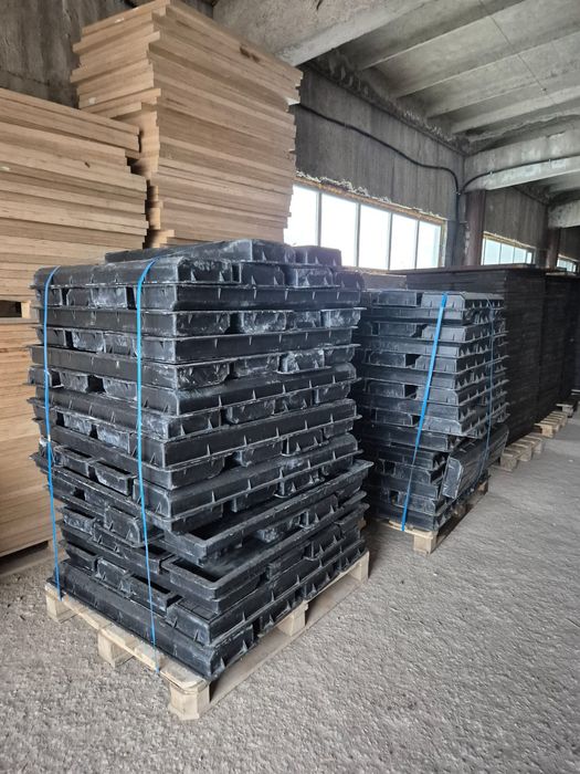 Пластиковые формы поребрик метровый