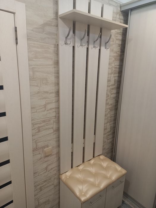 Прихожая-вешалка