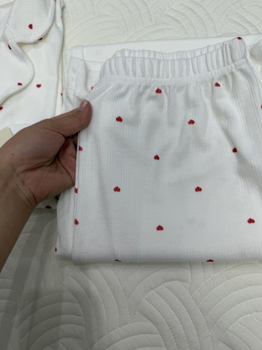 Женское бельё, пижамы и домашняя одежда