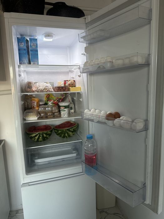 Холодильник сатылады