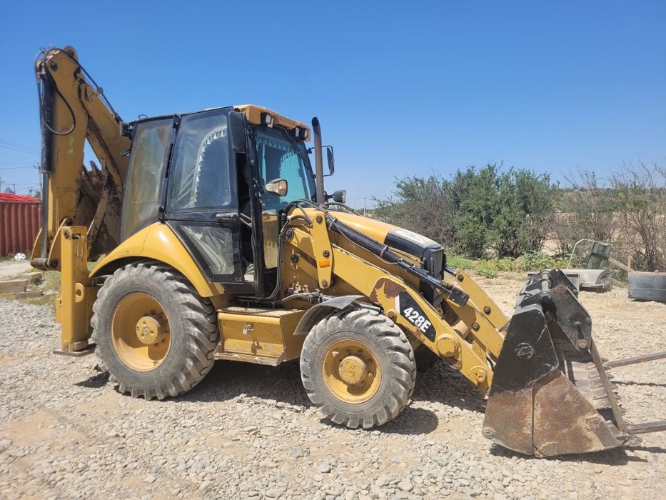 Аренда экскаватор погрузчика