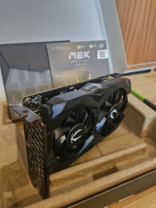 Gtx 1660 super Zotac cu FOLIE pe ea