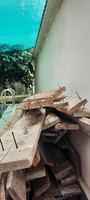 СРОЧНО! Продам двери, окна и половые доски из своего дома