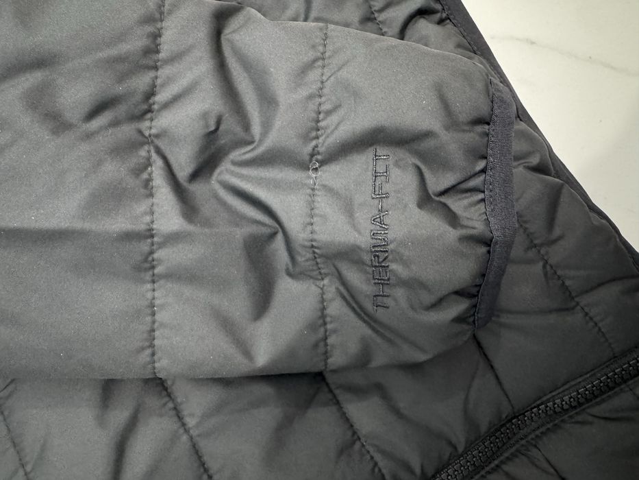 Geaca nike Marimea L