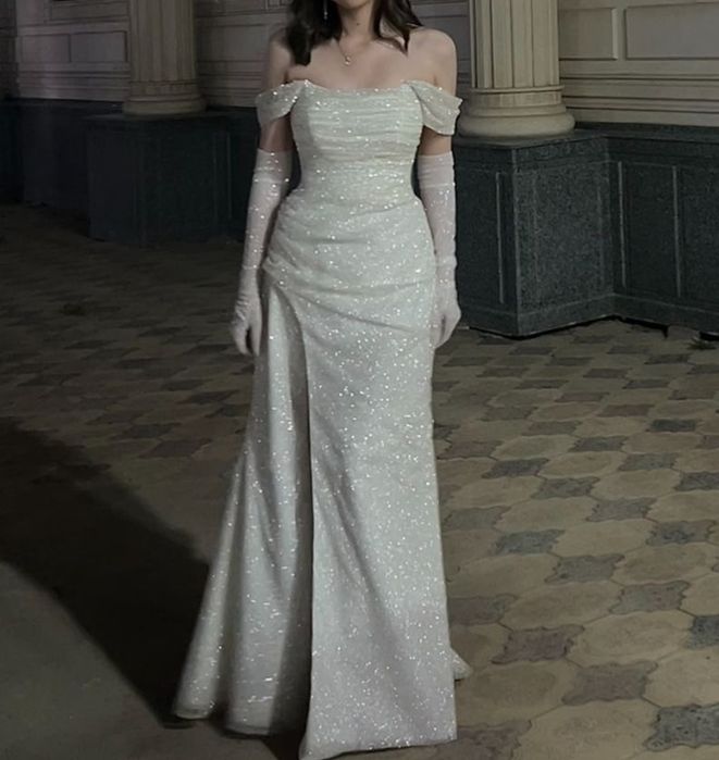 Выпускное платье блестящее