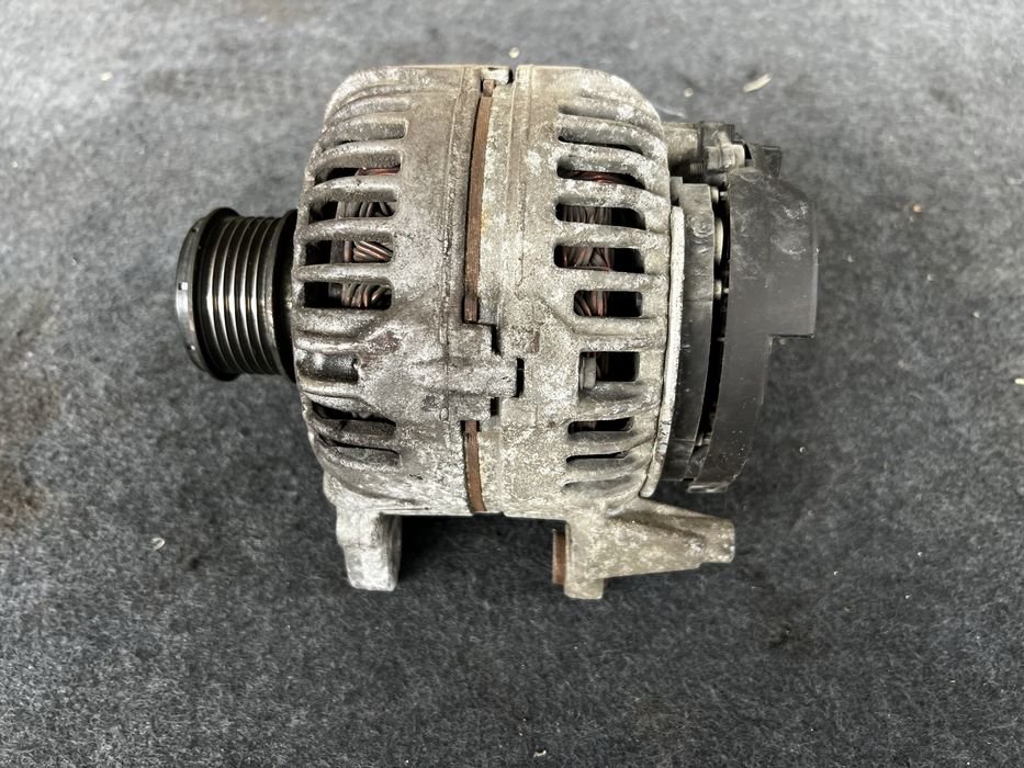 Алтернатор ауди а4,б7 - 2.0tdi -audi a4