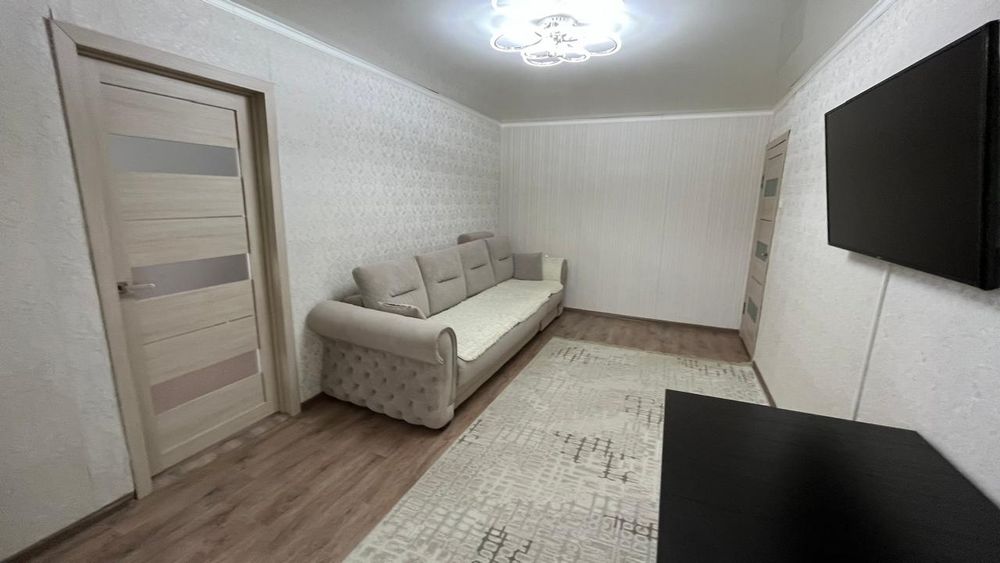Продам квартиру 3-х комнатную