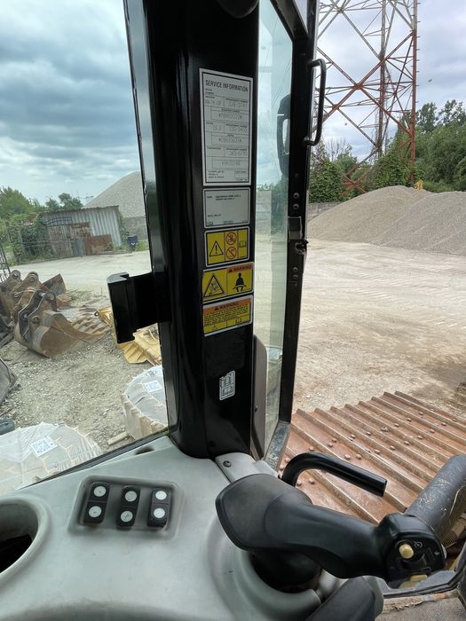 Inchiriez  vind Buldozer CAT D6N an 2014 Caterpillar