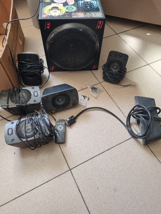 Sistem logitech z 906 defect