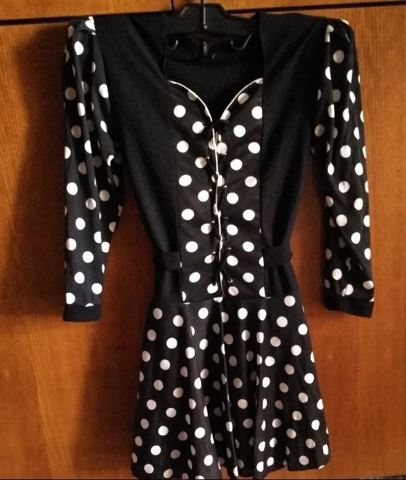 Платье на девочку подростка 10-12 лет