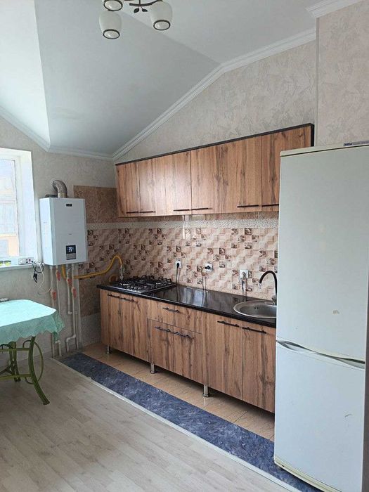 Продам квартиру двухкомнатную 42 квадрата