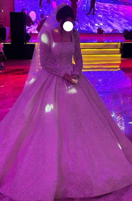 Свадебное платье — 1 раз надето, светится в темноте!