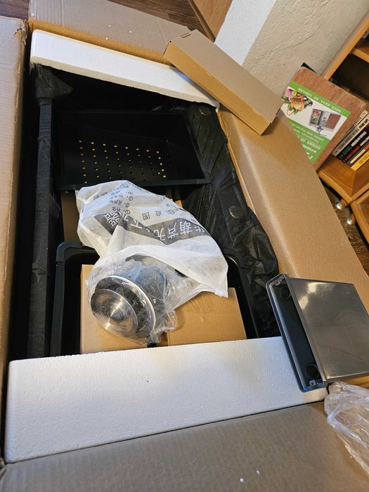 Многофункционална кухненска мивка с батерия и аксесоари