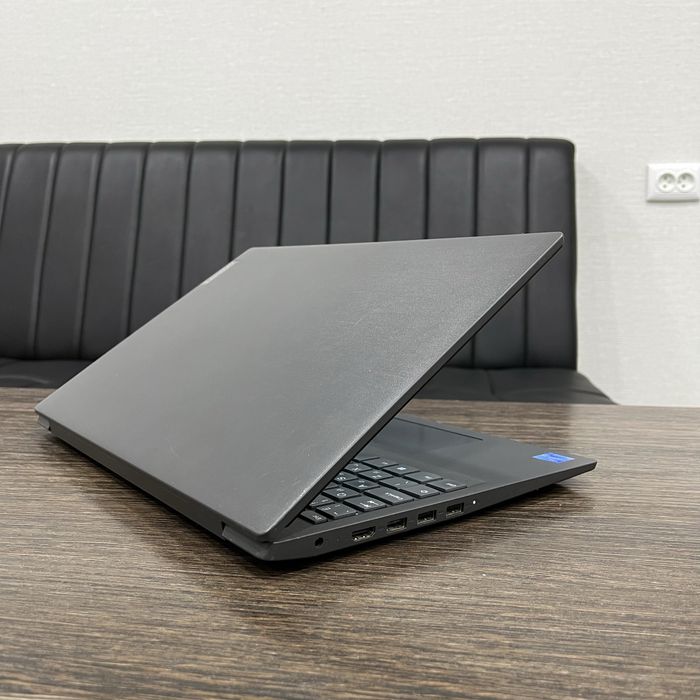 Lenovo V15 Celeron 4/512гб для дома и офиса!