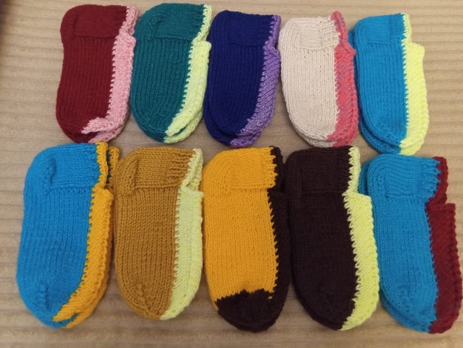 Продам тёплые вязанные носочки