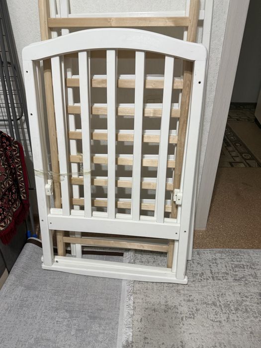 Продам кроватку детскую