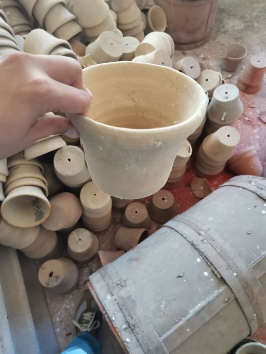 Горшки для сада и дизайна