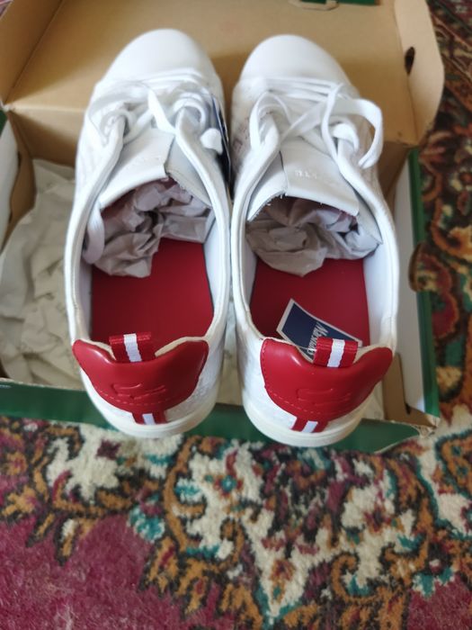 Кроссовки новые Lacoste