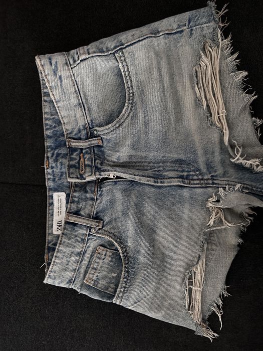 Дамски къси гащи Zara