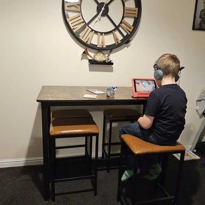 Обеденный стол на 4 человека, 1 стол, 4 стула