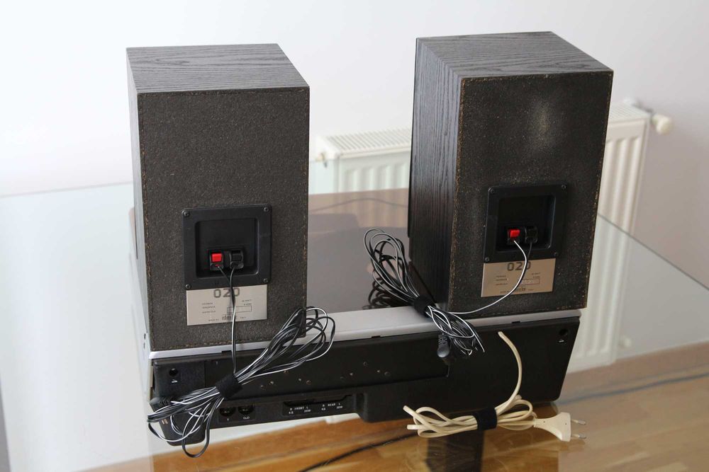 Pick-up Philips GF-907 cu doza magnetica GP-400 II si ac nou, complet revizuit, plus doua boxe Indiana Line 020 cadou