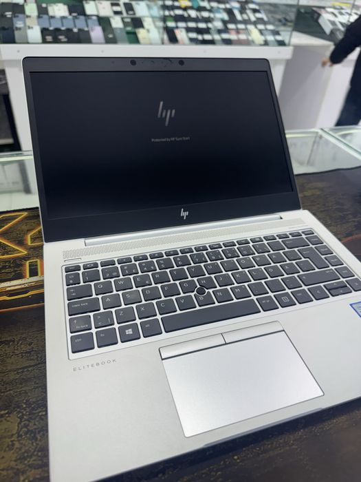 Hp Elitebook i7-8565u 16/512 14.0 FHD Ips