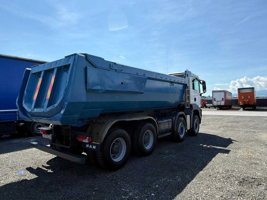Autobasculanta  MAN 8X4