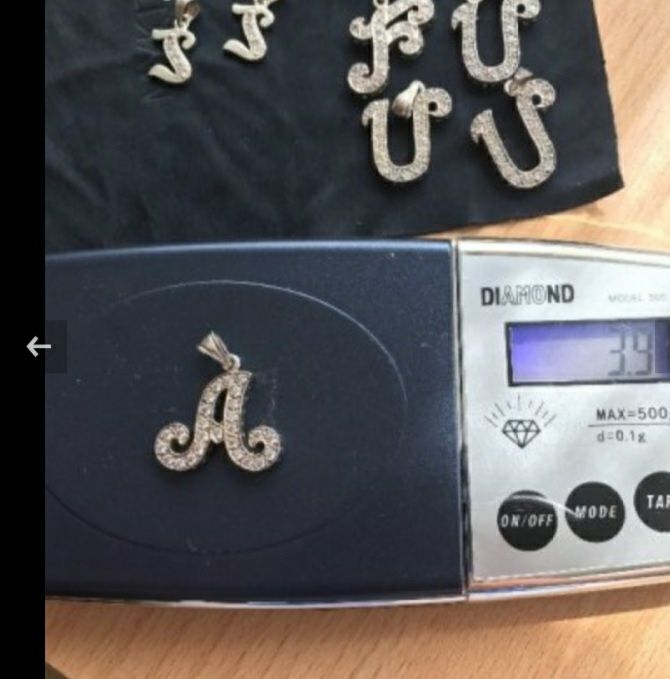 Сребърни букви медальони за колиета синджири с циркони