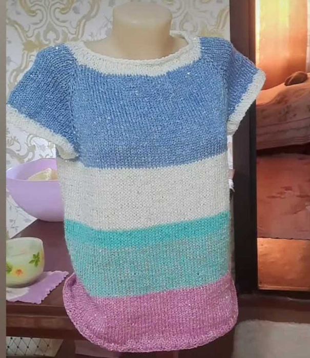 Вязанные  женские футболки Кофточки