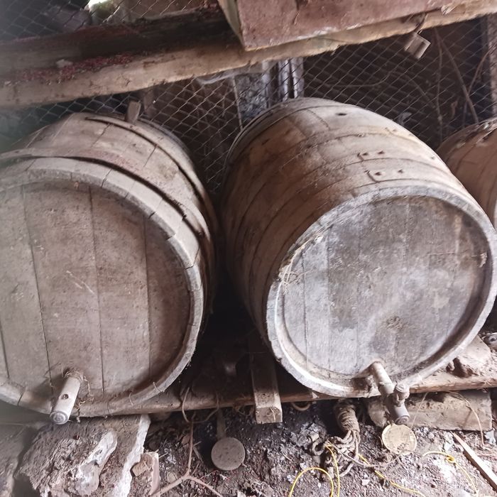 Стари бъчви и бурета  за декорация