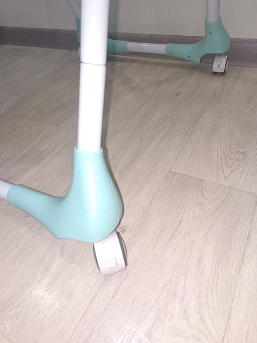 Продам детский стул