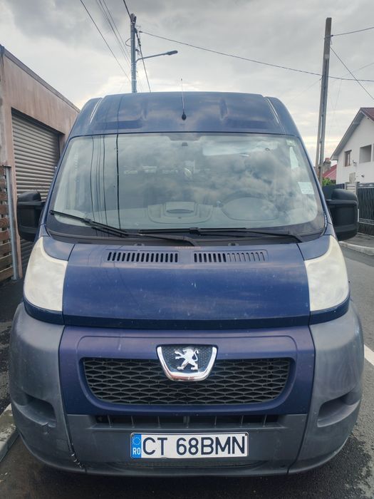 Vând sau schimb cu Nissan pathfinder