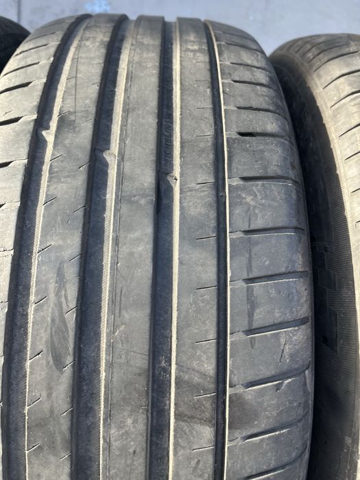 4 бр. летни гуми 235/60/18 Michelin SUV DOT 4919 5-5,5 mm