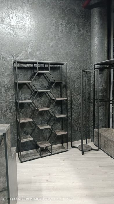 Лофт мебель магазин вешалки полки одежды kiyin dukon uchun jovonlar