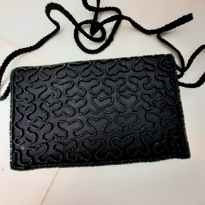 Сумочки-клатчи. Велюр, шёлк, бисер Индия