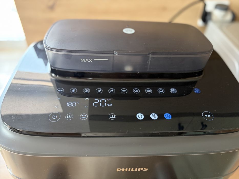 Airfryer Philips seria 5000 folosit de 2 ori!