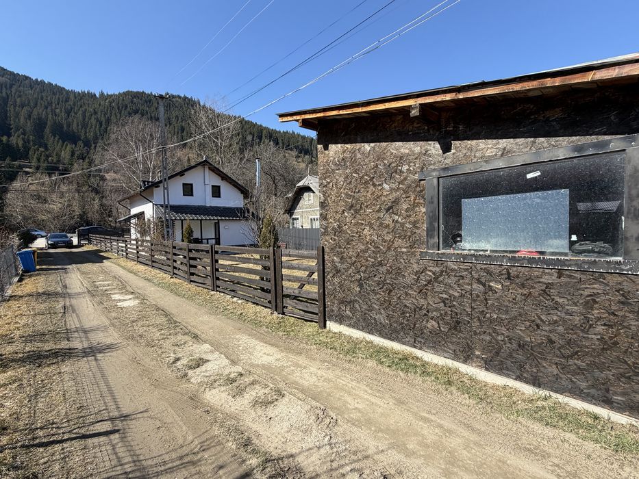 Casa de vanzare la cheie !!!