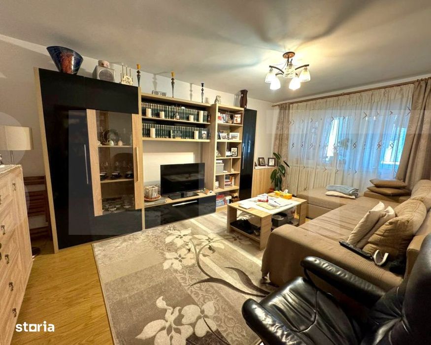 Apartament spatios cu 6 camere – zona Centrala