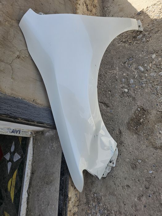 Крыло на Camry 55