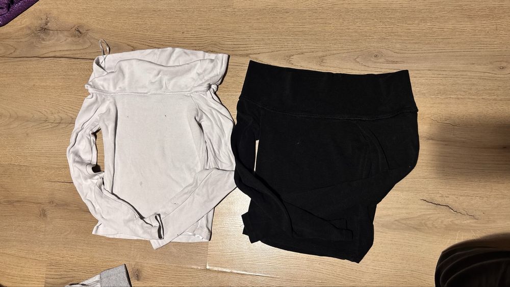 Комплект тънки блузи с дълъг ръкав и off-shoulder модел